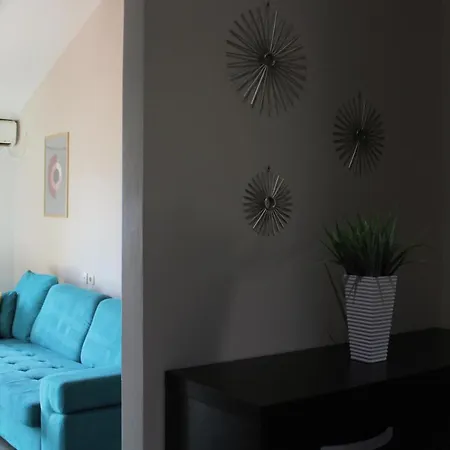 At Oliver's Apartman Budva